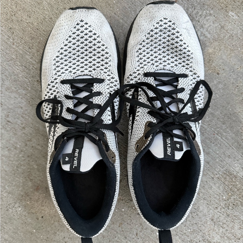 Revel Women's Black and White Athletic Shoes